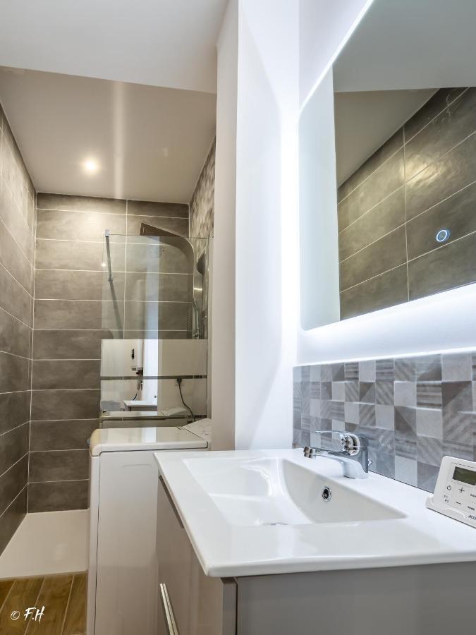 Ferienwohnung Le Vieux Laval Laval  Exterior foto