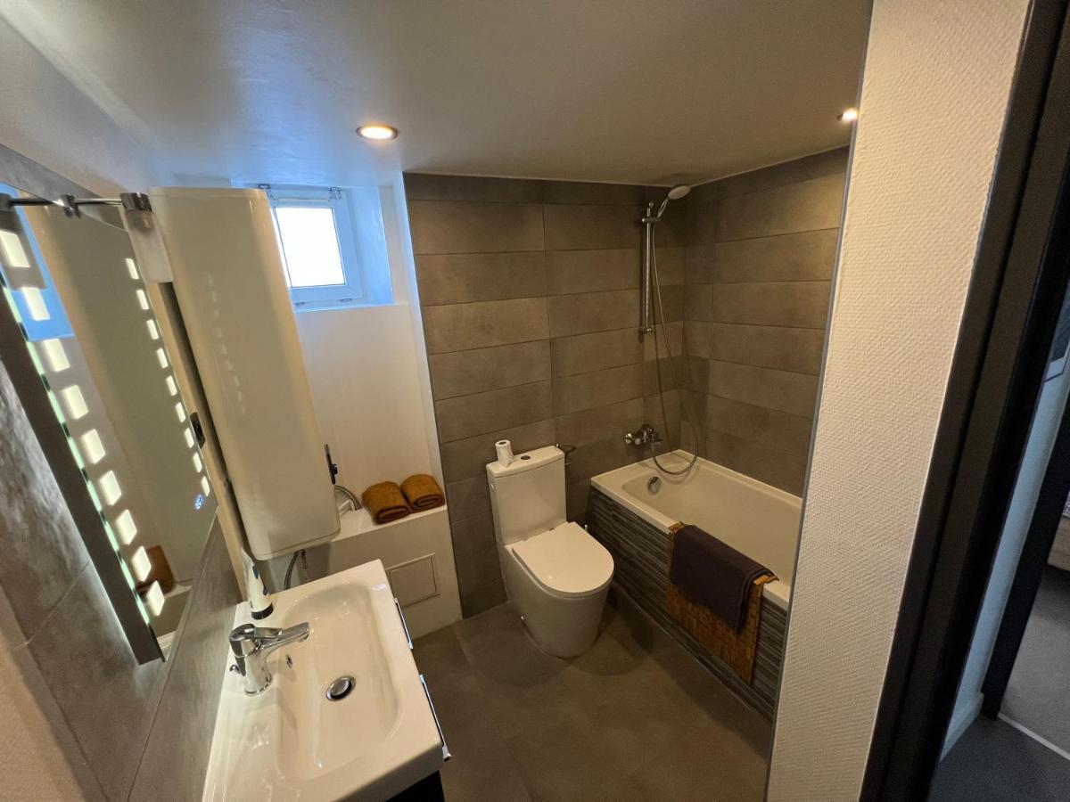 Ferienwohnung Le Vieux Laval Laval  Exterior foto