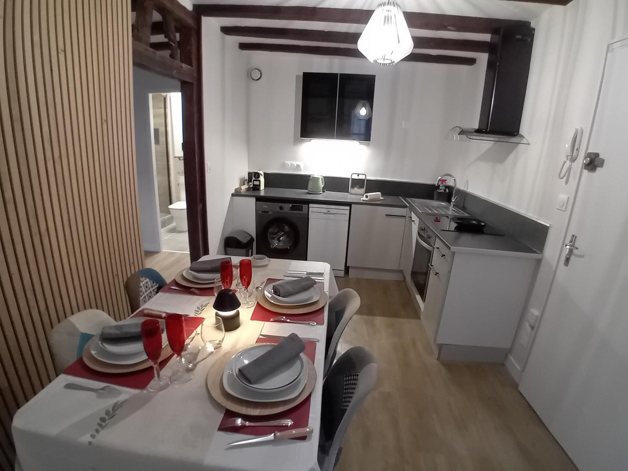 Ferienwohnung Le Vieux Laval Laval  Exterior foto
